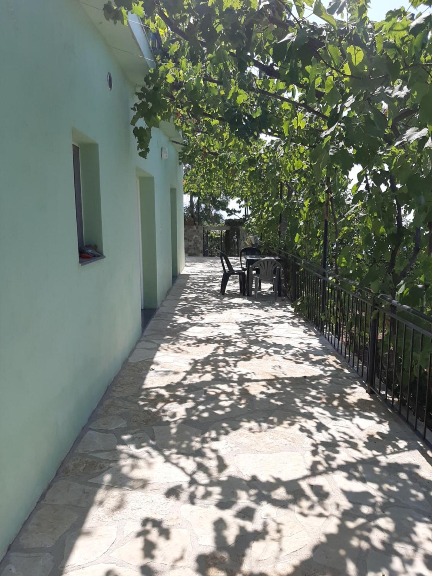 Bed & Breakfast Valentina Qeparo